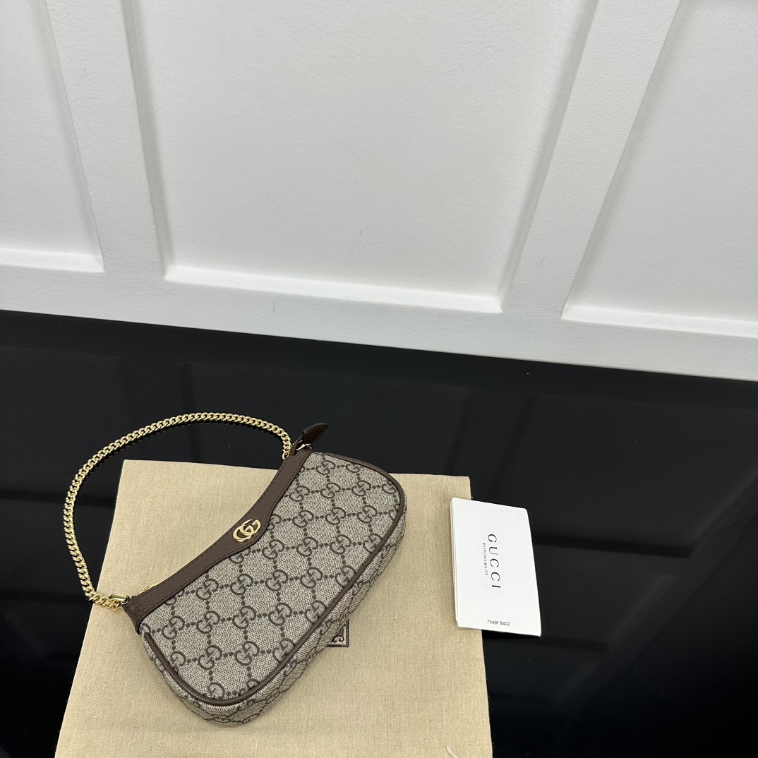 Gucci Hobo Bags